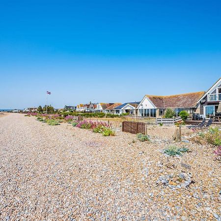 Pebble Paradise Beachfront Family Getaway 페번시 외부 사진
