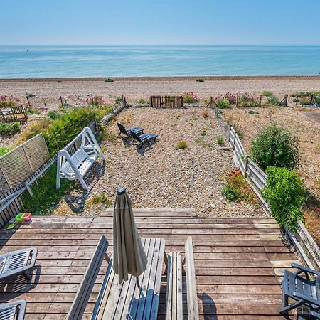 Pebble Paradise Beachfront Family Getaway 페번시 외부 사진