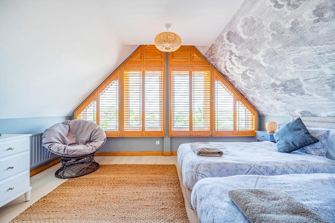Pebble Paradise Beachfront Family Getaway 페번시 외부 사진