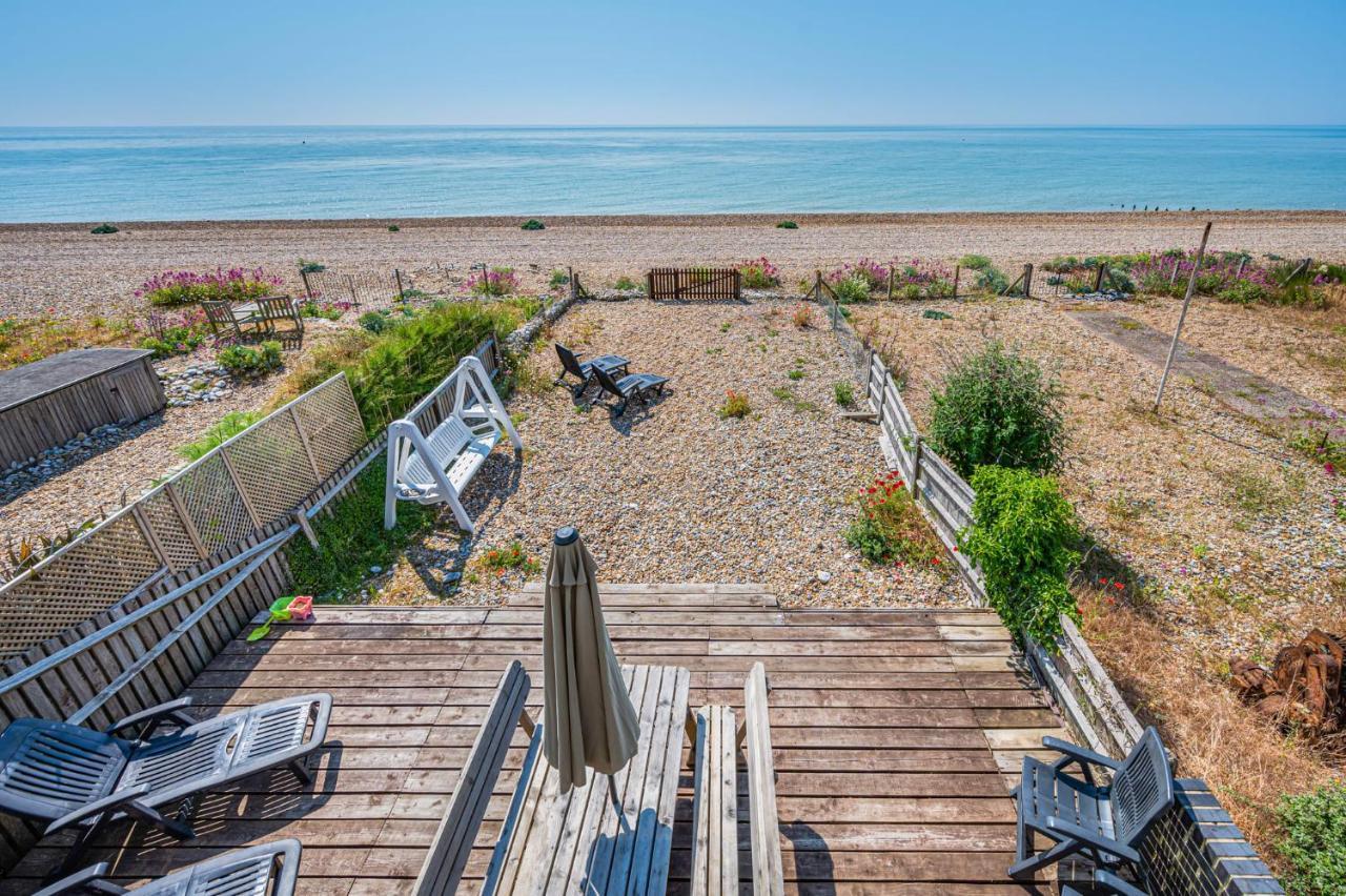 Pebble Paradise Beachfront Family Getaway 페번시 외부 사진